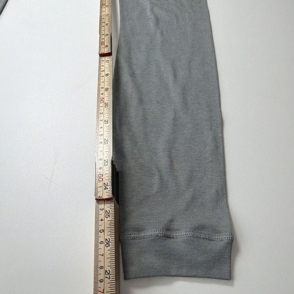 Patagonia Capilene Women's Small Gray base layer Polyester Knit Elastic Waist - Picture 6 of 6